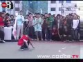 Pięciolatek tańczący breakdance!