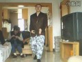 Chiński MC Hammer i babcia