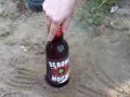 Oryginalny sposób otwierania piwa