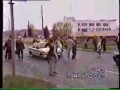 Policjant zajeżdża drogę motocykliście