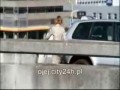Zmienianie koła może być niebezpieczne