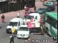 Kierowca stracił panowanie nad autobusem!