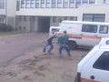 Polscy robotnicy w przerwie od pracy