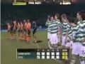Boruc wykonuje rzut karny