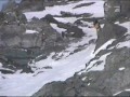 nieudany zjazd na snowbordzie