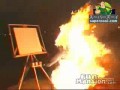 Maluje kiedy płonie