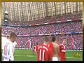 Podolski podrywa Gomeza