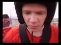 Rosjanin skacze z dachu
