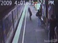 Niemowlę wpadło pod metro i przeżyło