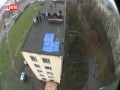 Skok z 8 kondygnacji budynku