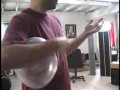 Balon jako gitara basowa!