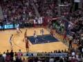 LeBron James atakuje!