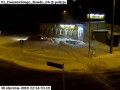 Kierowca zaparkował w zaspie śnieżnej