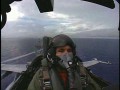 Lot F-18 z kamerą umieszczoną w kabinie pilota