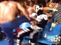 Wrestler UDERZYŁ fana!