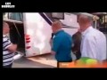 Pechowy rozładunek nowego samochodu