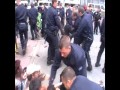 Francuska policja usuwa imigrantów z ulicy