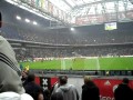 Kibice Ajaxu śpiewają piosenkę Boba Marleya