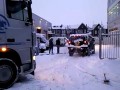 Hummer wyciąga Trucka