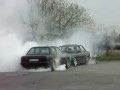 Palenie gumy na dwie BMW E30