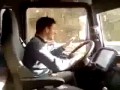 Szaleniec prowadzi TIR-a!