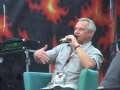 Marek Konrad parodiuje Andrzeja Wajdę