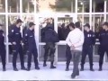Wejście policjanta