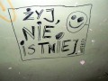 Żyj, nie istniej!