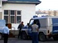 Kopnięcie kung-fu rosyjskiego policjanta