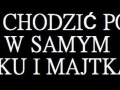 W samym staniku i majtkach