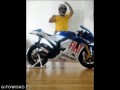 Kupił sobie nowy motor