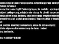 Para narzeczonych spaceruje po parku...