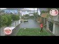 Shunsuke Nakamura trafia w okno autobusu
