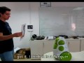 Robot Qbo rozpoznaje się w lustrze