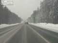 Straszny wypadek na oblodzonej autostradzie