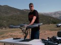 Prototypowy Quadrotor z karabinem maszynowym