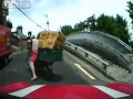 Gościu na skuterze