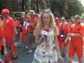 Ukraińska dziennikarka i holenderscy kibice