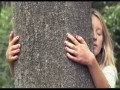 Lilly - Pieds nus sur les limaces  zwiastun (trailer)