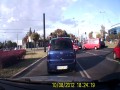 Prawie stłuczka w Krakowie tak jeżdżą kierowcy - brak słów.