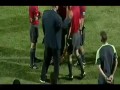 Wybuchający granat na boisku podczas meczu