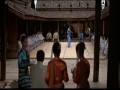 Krótka walka karate Jamesa Bonda