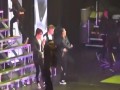 Justin Bieber wymiotował na scenie przez...