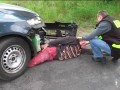 Brama weselna - wypadek na drodze