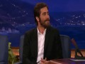 Jak się wymawia nazwisko Jakea Gyllenhaala?
