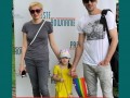 Para hetero na paradzie równości