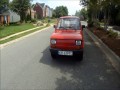 Fiat 126 w Ameryce na autostradzie