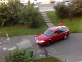 Kobieta zawraca ...