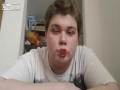 Wkłada sobie petardy do ust i ... +18