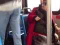 Dwie laski atakują gościa, bo zwrocił im uwagę